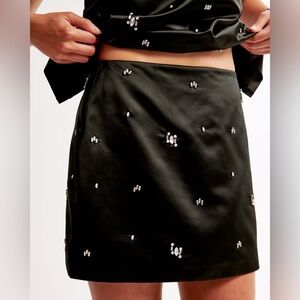 🆕 NWT The A&F Scarlett Satin Mini Skort XXL Party Going Out Night